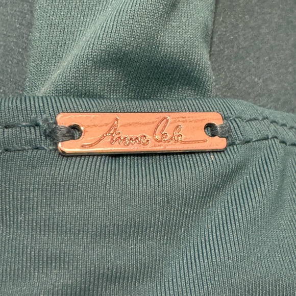 NWOT Twist Front Bandeaukini Swim Top - Picture 6 of 8